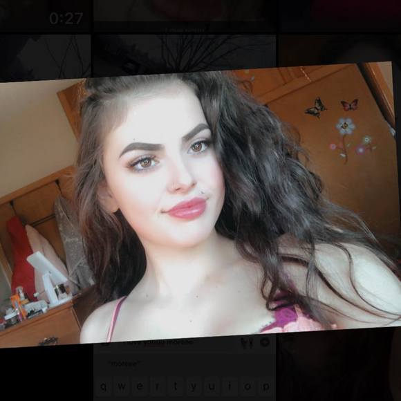 Meet your Posher, Danica - Picture 1 of 1